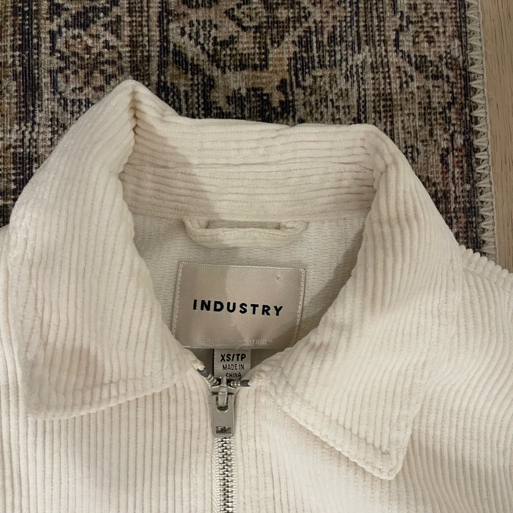 Jacket - Picture 3 of 3